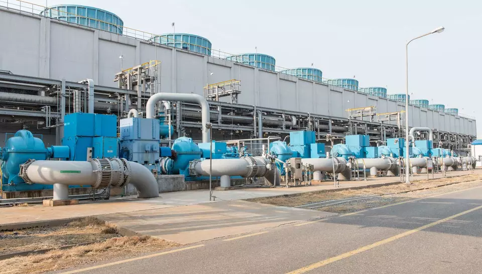 Cooling water supply infrastructure at LG / Lotte Chemical Daesan, ensuring efficient temperature control.
