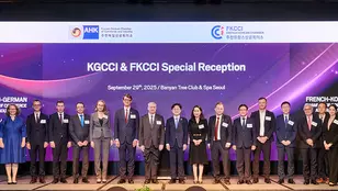 에르베 프노 대표 특별 간담회에 패널 토론자로 참석